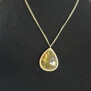 Tommy Bahama new with tags Tiger Eye gold pendant necklace adjustable